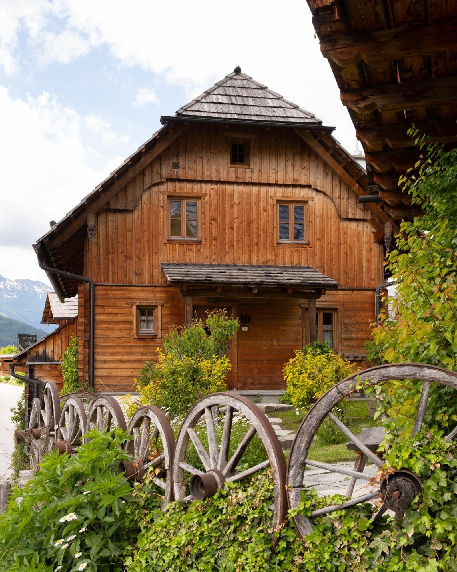 st martin chalets Sankt Michael im Lungau Exteriör bild