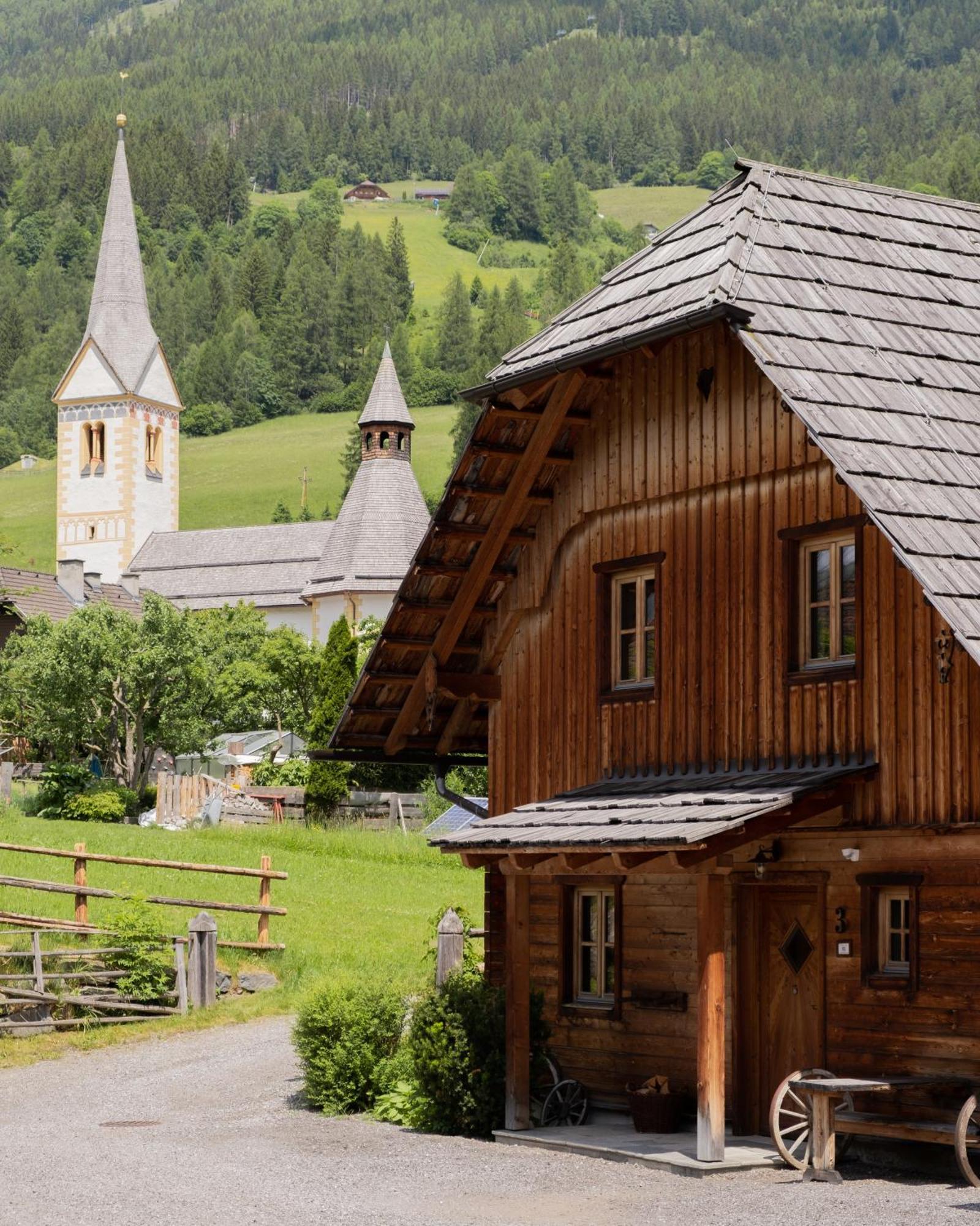 st martin chalets Sankt Michael im Lungau Exteriör bild