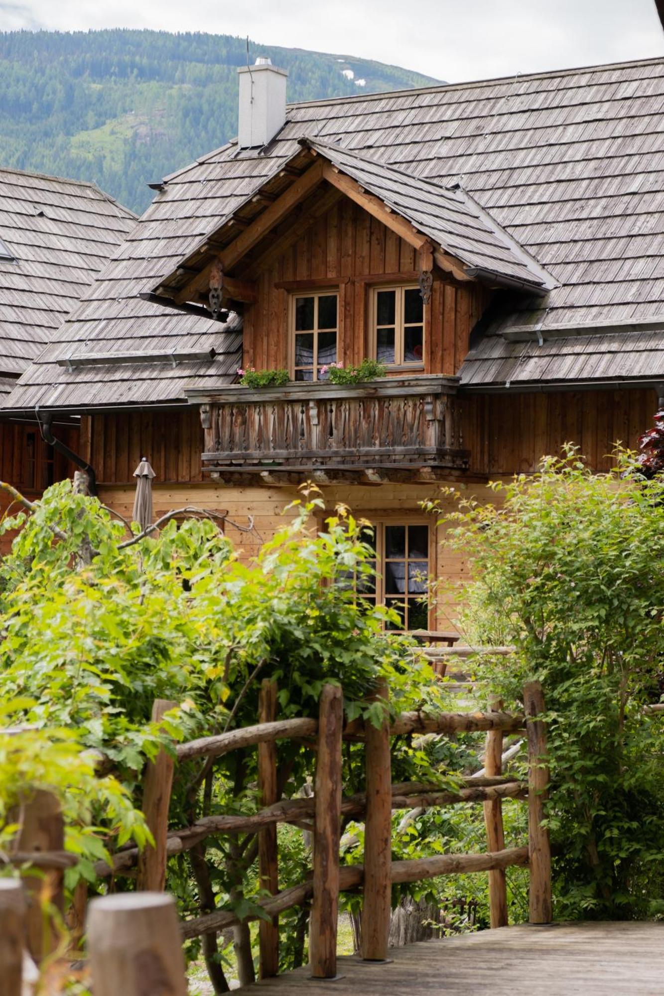 st martin chalets Sankt Michael im Lungau Exteriör bild